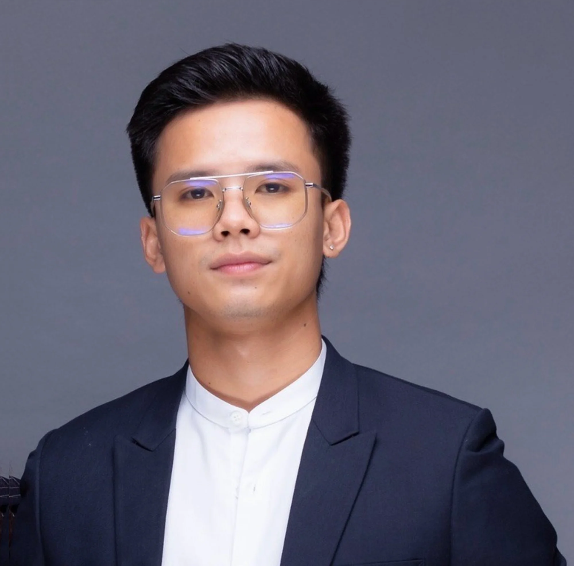 ສະມາຊິກທີມ