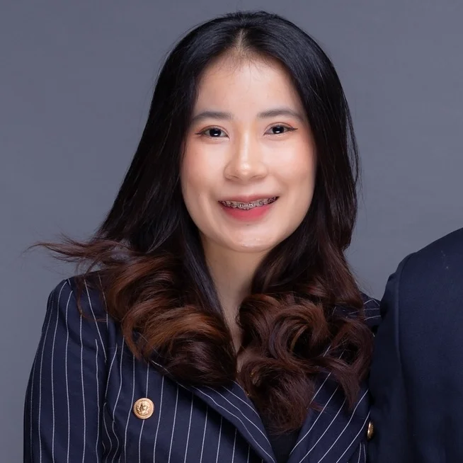 ສະມາຊິກທີມ